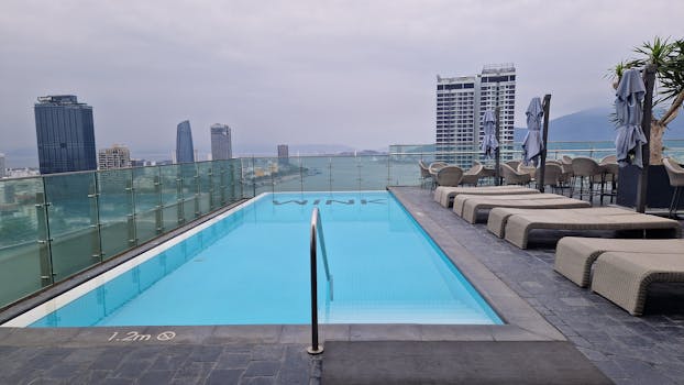 Fortune Dubai Skyline Luxury Hotel With Infinity Lounge