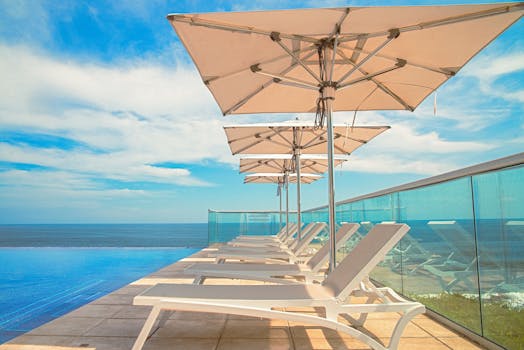Hidden Beach Resorts With Premium Infinity Pool Horizons