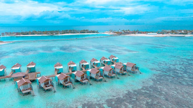 Luxury Seaside Resorts With Sunset Lagoon Balcony Views